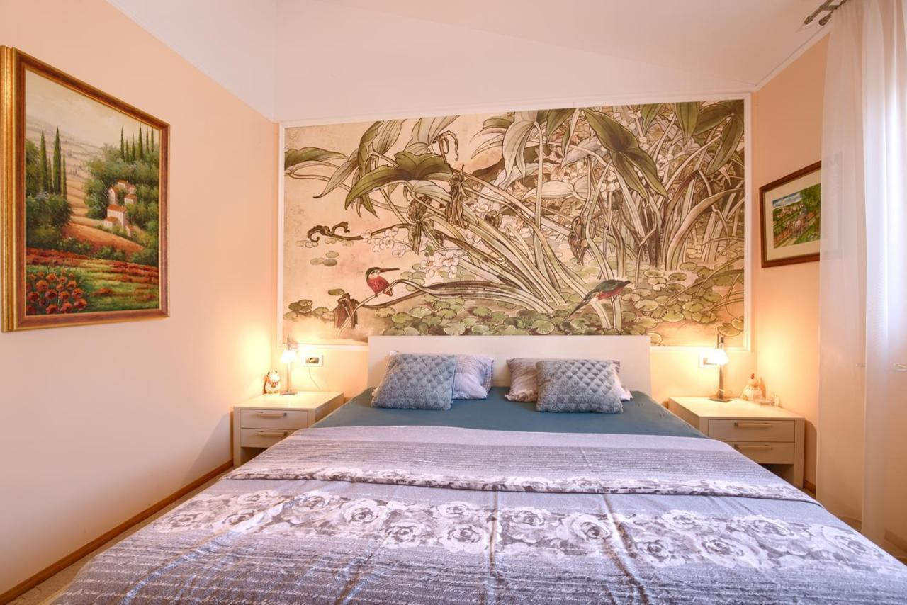 Tomisha Apartment Pjescana Uvala Bagian luar foto